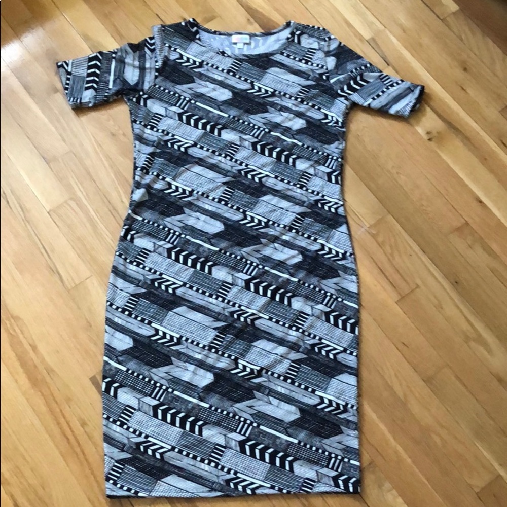 LuLaRoe Julia Dress Size Large